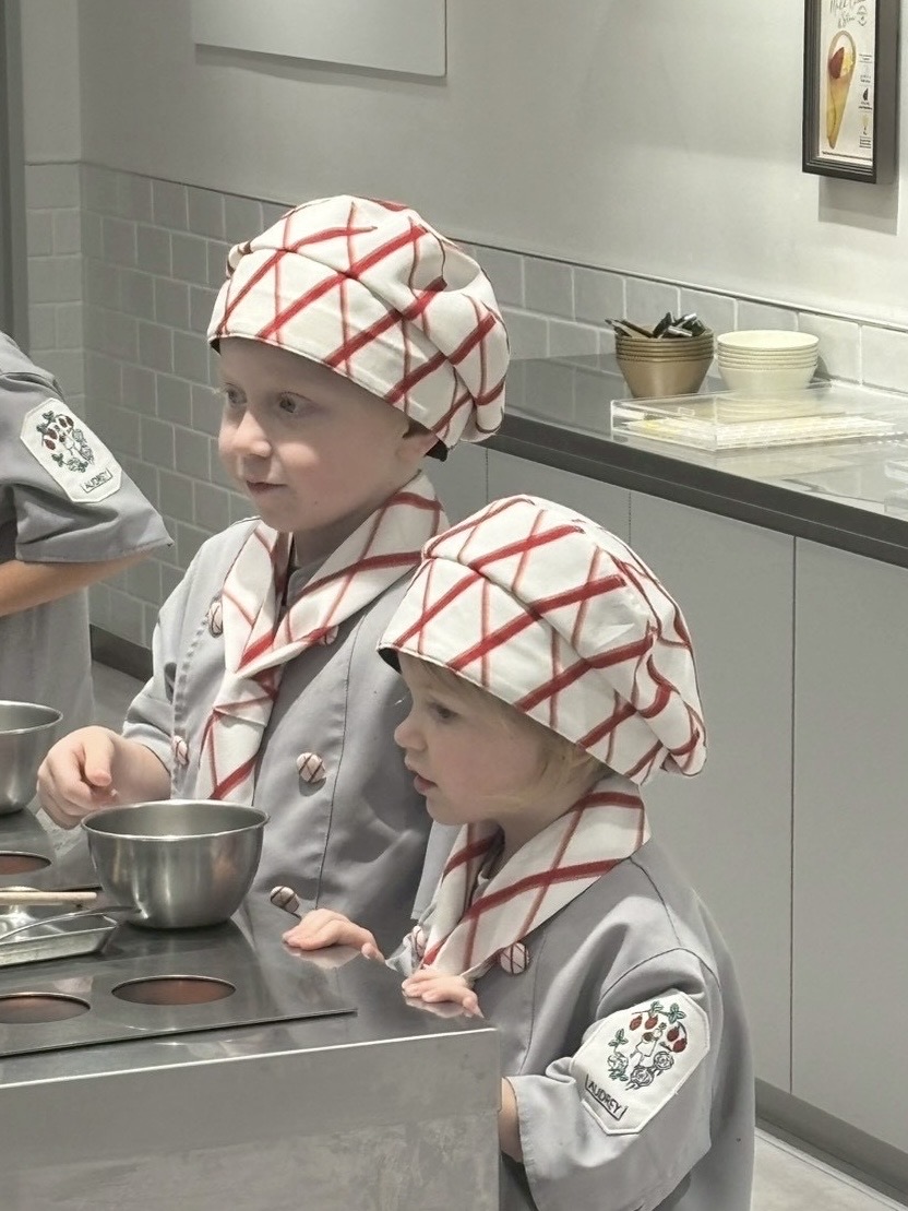 Babysitting moment in Japan — children's experience by SAIGROWTH