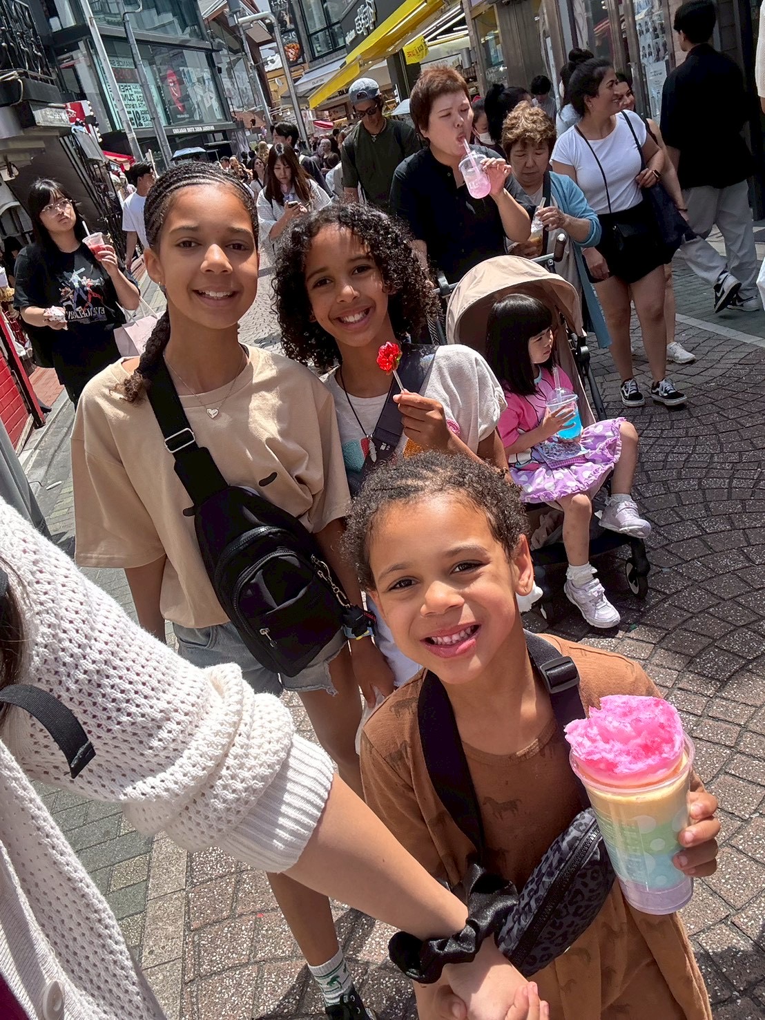Babysitting moment in Japan — children's experience by SAIGROWTH